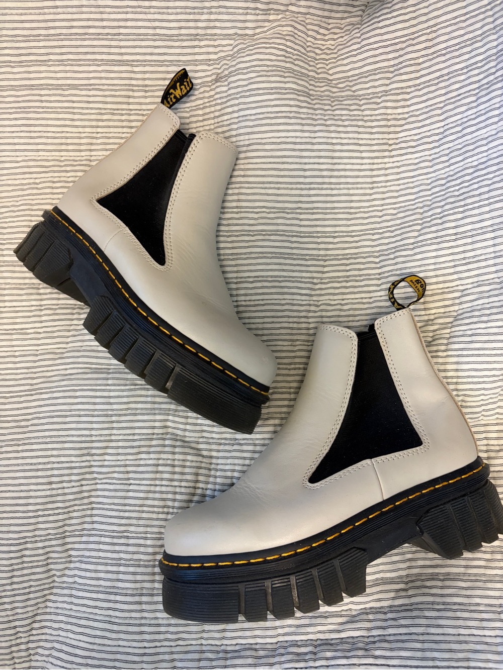 Dr. Martens Chunky Chelsea Boots in Light Gray and Black